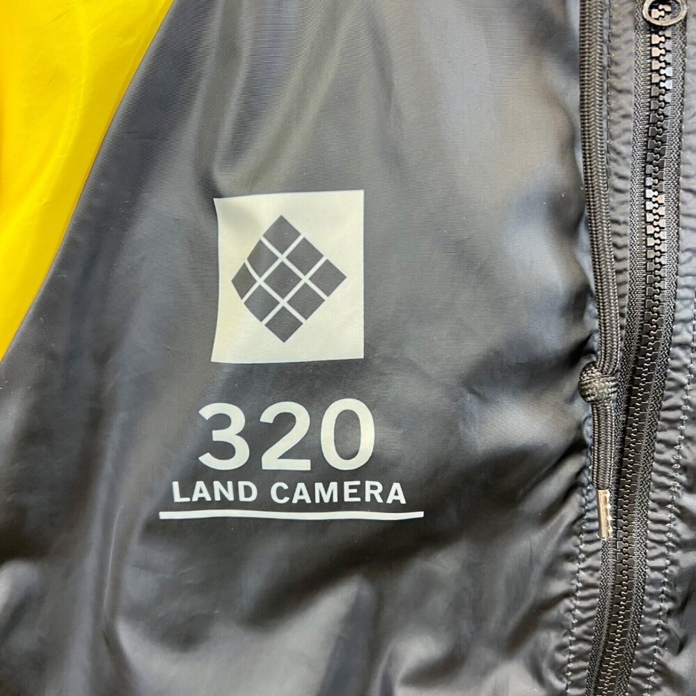 VINTAGE POLAROID 320 LAND CAMERA 90’S LIGHT HOODED JACKET ‎ SHELL BLACK SMALL - Picture 3 of 14